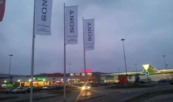 Opole — flagi na masztach miejskich